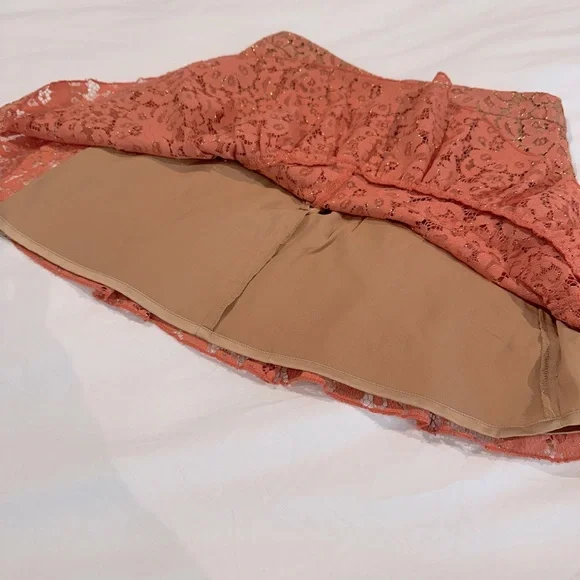 NWT ✨ Majorelle coral floral Lace Odeza Ruffle Skirt size small - Picture 8 of 10
